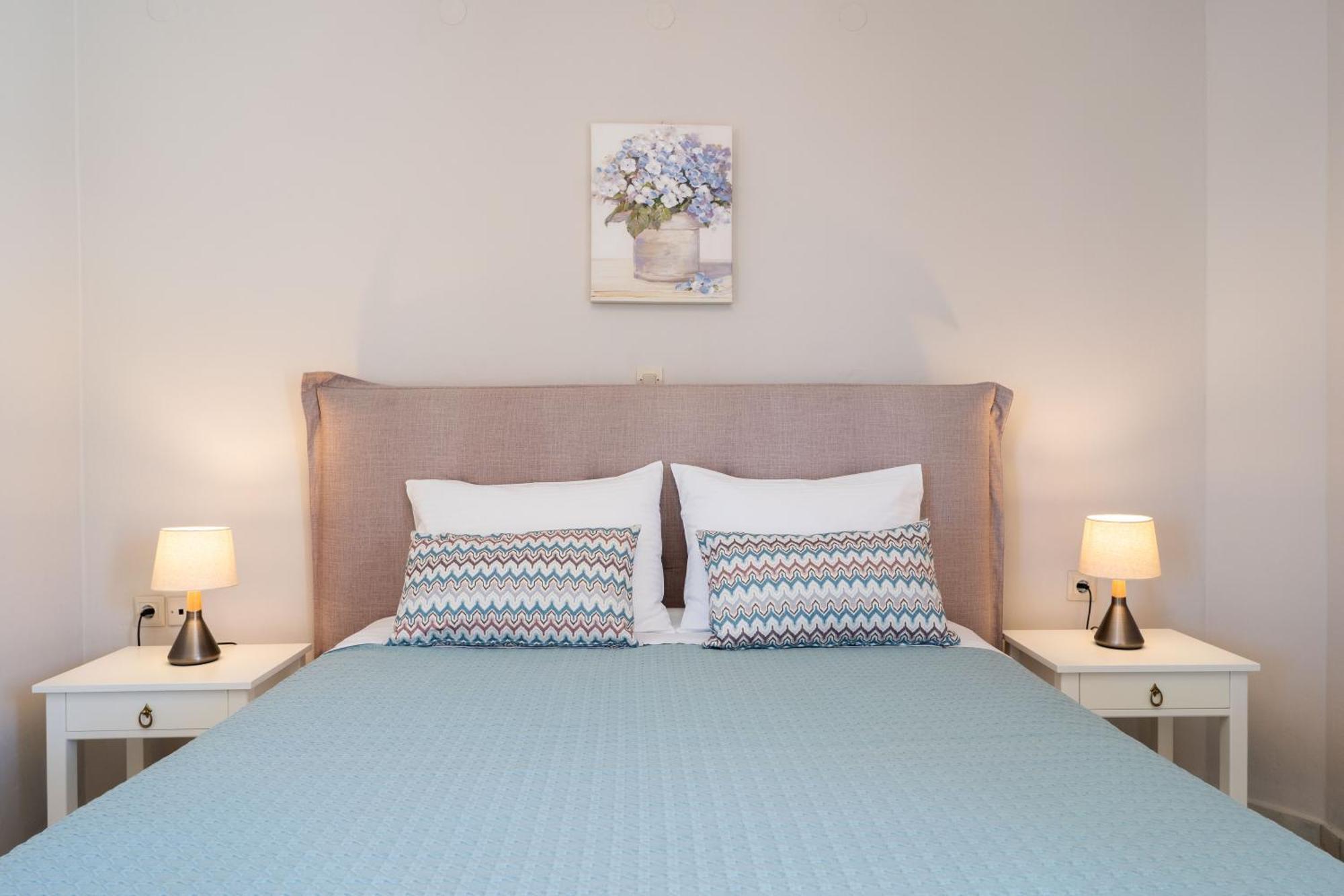 Medousa Studio & Apartments Плакиас Екстериор снимка