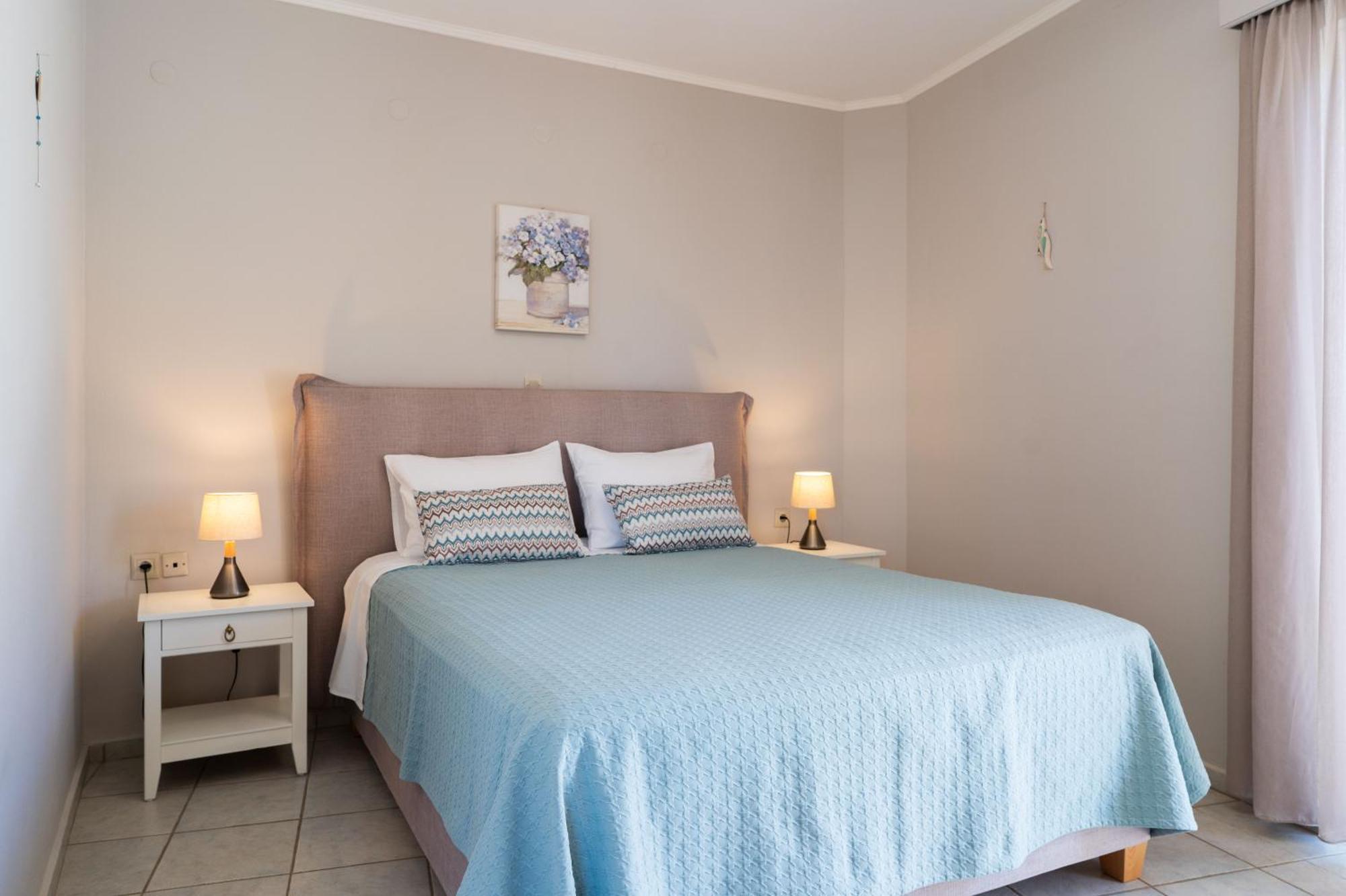 Medousa Studio & Apartments Плакиас Екстериор снимка
