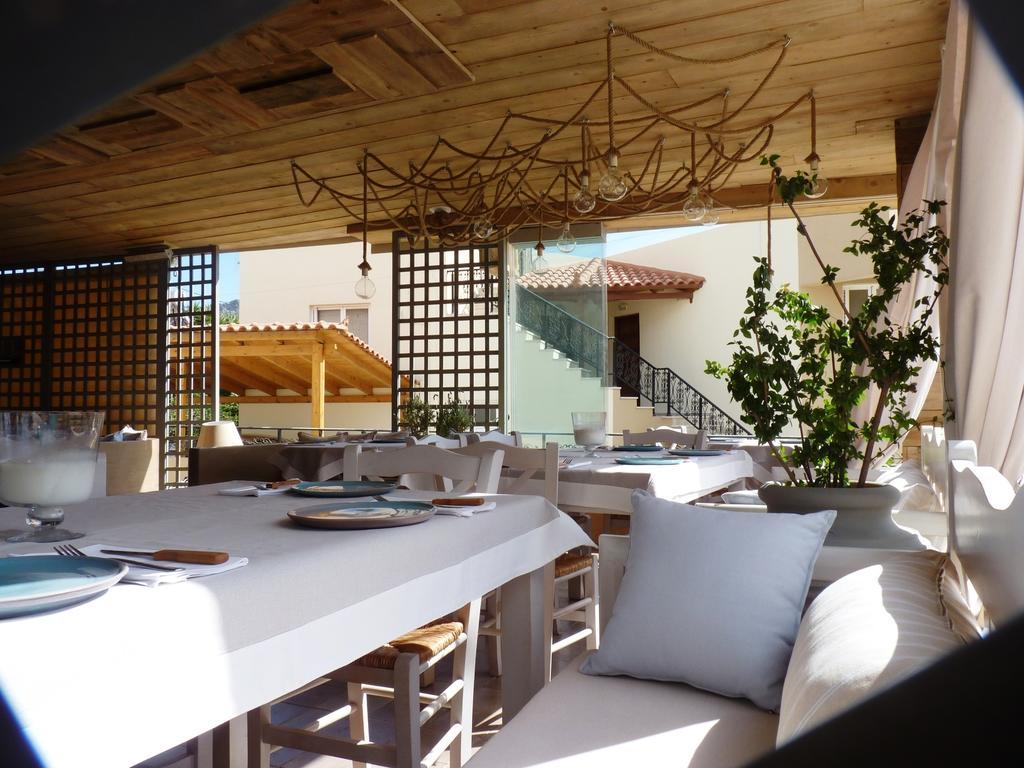 Medousa Studio & Apartments Плакиас Екстериор снимка